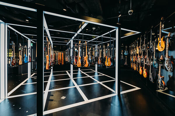 THE IKEBE PRS VAULT　イケシブ店 エレキギター専門店の内装・外観画像