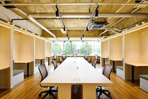 Second Desk コワーキングスペースの内装・外観画像