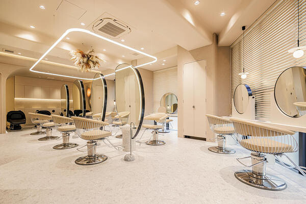 Toiro Shibuya 美容室・理容室・ヘアサロンの内装・外観画像