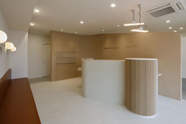 RrSALON KITA OKAZAKI 美容室の内装・外観画像