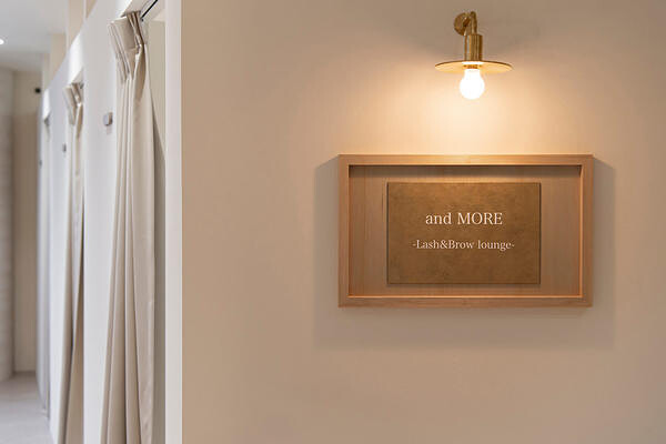 and MORE Lash&Brow lounge アイラッシュサロンの内装・外観画像