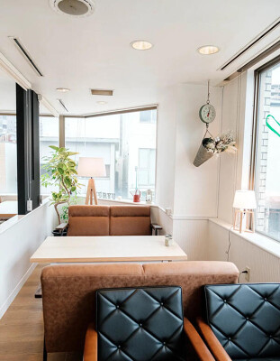 パスタ専門店RYURYU池田店 カフェ・パン屋・ケーキ屋の内装・外観画像