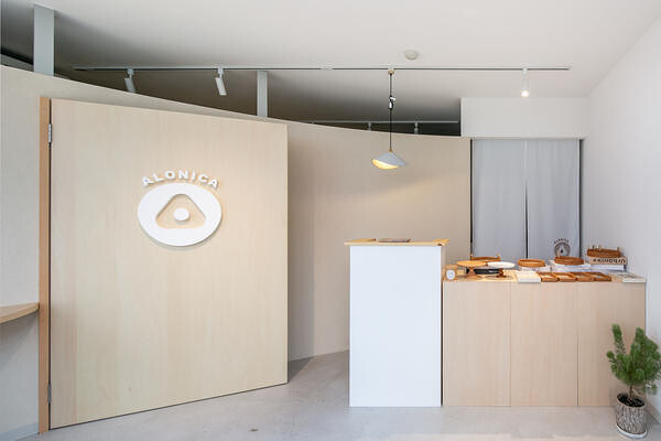 ALONICA おにぎり店の内装・外観画像