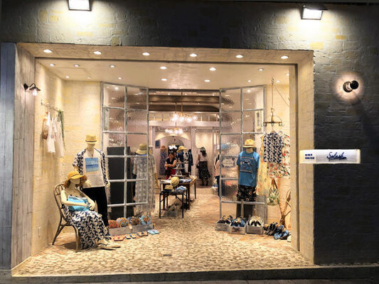Splash okinawa 4号店 アパレルショップの内装・外観画像