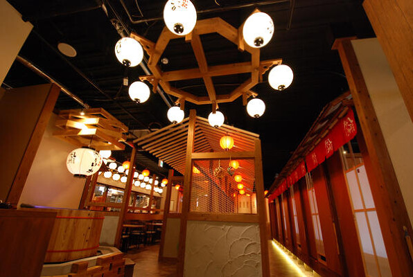 うまか　新大阪店(大阪府） 泳ぎイカ・九州料理の内装・外観画像