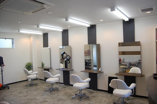 Glads 美容院の内装・外観画像