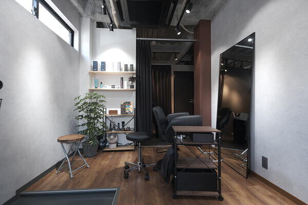 men's hair & head spa WALKER 美容室・理容室・ヘアサロンの内装・外観画像