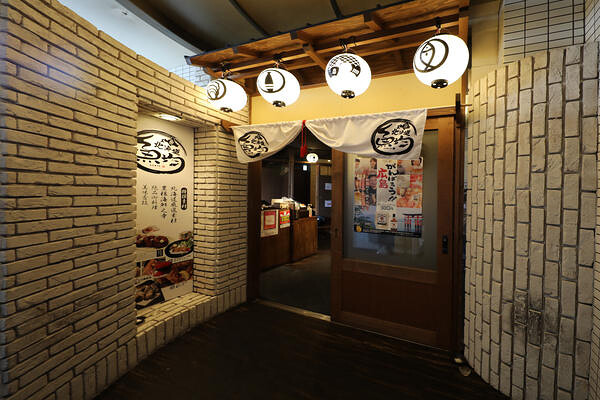 魚均　福山店（広島県） 北海道郷土料理の内装・外観画像