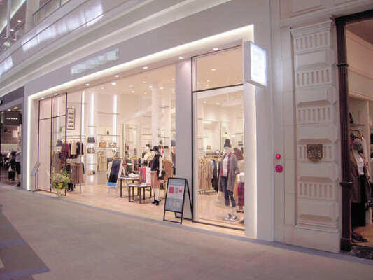 N店 アパレルの内装・外観画像