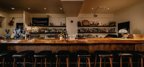 The Oaktree Irish Pub アイリッシュパブの内装・外観画像