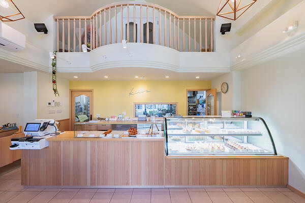 しあわせのお菓子屋きいろ 洋菓子店の内装・外観画像