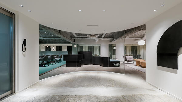 ADAL CREATIVE PLACE OSAKA オフィス兼ショールームの内装・外観画像