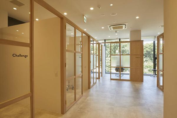GO TODAY SHAiRE SALON 原宿 美容室・理容室・ヘアサロンの内装・外観画像