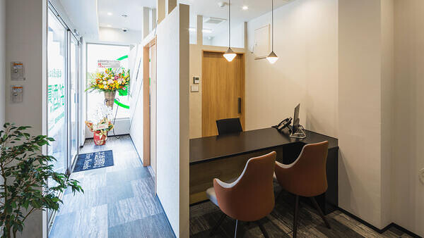 お酒買取専門店ファイブニーズ 八王子店 生活用品の内装・外観画像