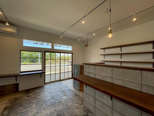 COFFEE&GALLERY SYUYU カフェの内装・外観画像