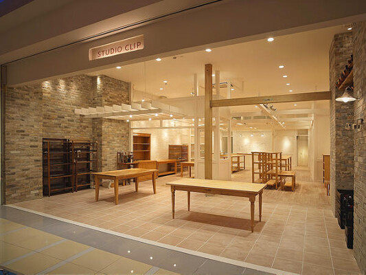 STUDIO CLIP アパレル雑貨の内装・外観画像