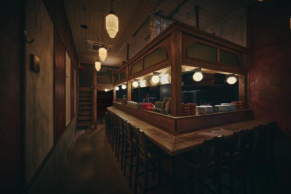 THE HICKORY BIRD 梅田 焼き鳥×アメリカンダイナーの内装・外観画像