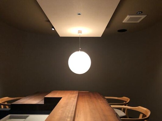 赤坂うち山 創作和食＋カウンターの内装・外観画像