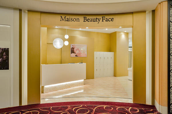 Maison Beauty Face ハービスENT店 顔剃り、アイラッシュ、SPAの内装・外観画像
