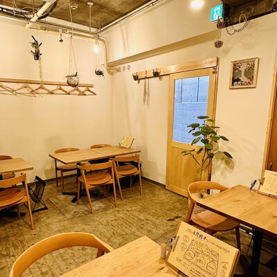 食堂うらろじ 和食店の内装・外観画像