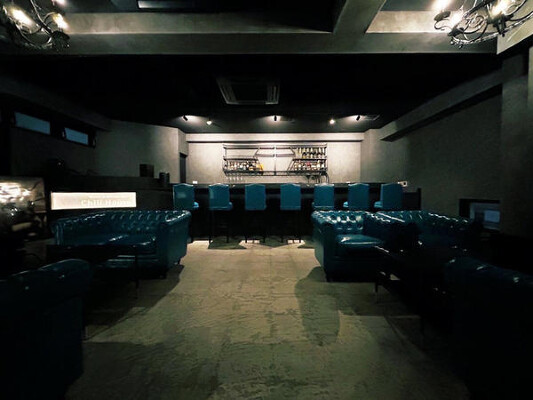 Music&Shisha Bar Chill House シーシャバーの内装・外観画像