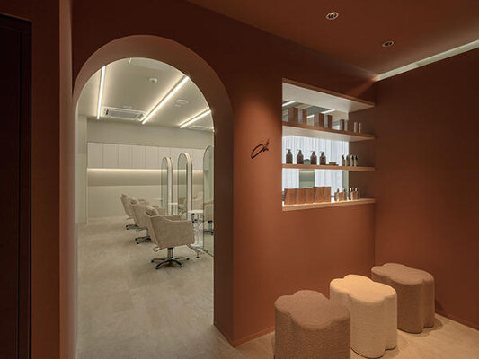 i.+Osaka hair salonの内装・外観画像