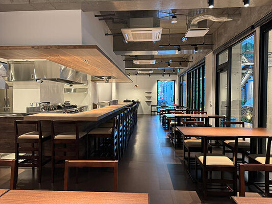 SORA to 大地 鶏料理.居酒屋の内装・外観画像