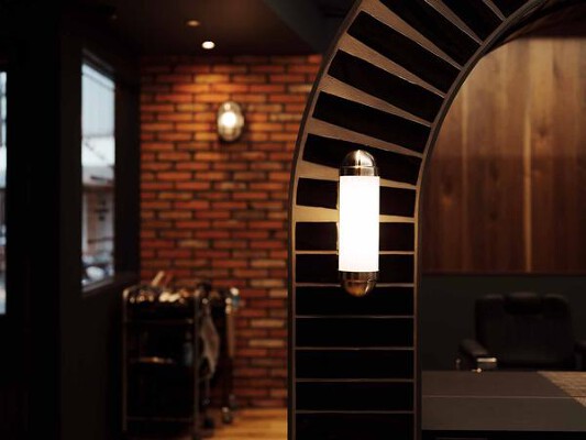 DoEN Kyobashi バーバーの内装・外観画像