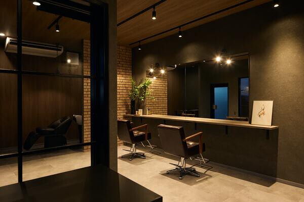 NIGHT SALON HAIR WORKS 美容室・理容室・ヘアサロンの内装・外観画像