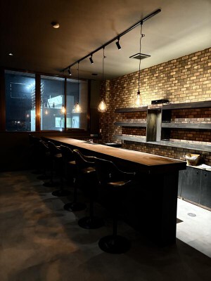 LADLEY バーの内装・外観画像