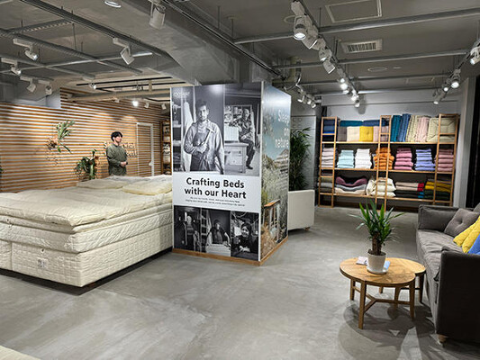 COCO-MAT OKUROJI TOKYO 寝具店の内装・外観画像