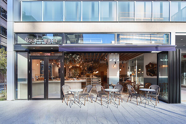 flour+water 横浜 レストラン・ダイニングバー, カフェ・パン屋・ケーキ屋の内装・外観画像