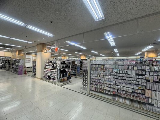 キャンドゥ　イオン須坂店 100均の内装・外観画像