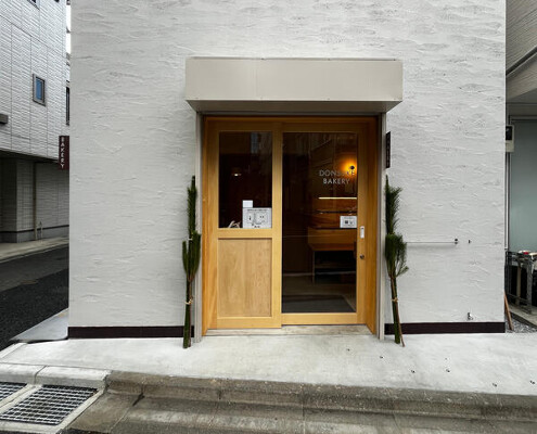 DONSUKE BAKERY パン店兼用住宅の内装・外観画像