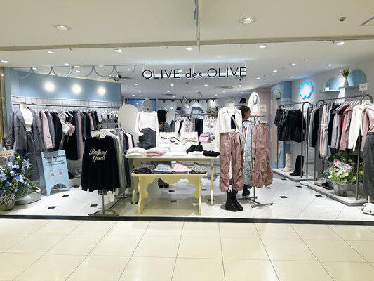 OLIVE des OLIVE 横浜ジョイナス店 アパレルの内装・外観画像