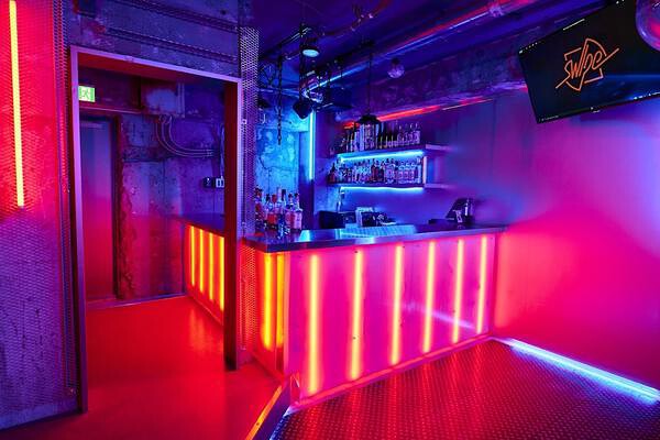 SWIPE DJバーの内装・外観画像