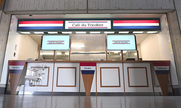 Café du Tricolore　日産スタジアム店　 カフェの内装・外観画像