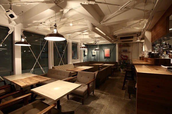 congrats CAFE iidabashi カフェダイニングの内装・外観画像