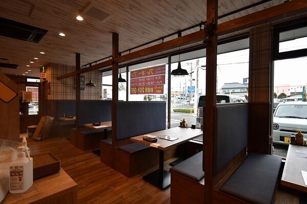 ステーキマン東大和店 ステーキ店の内装・外観画像