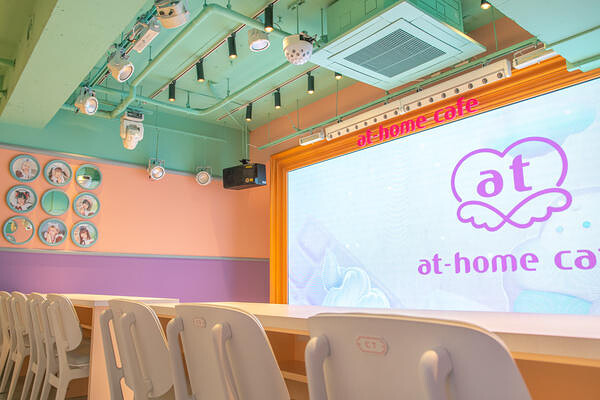 @home cafe 大阪 3F