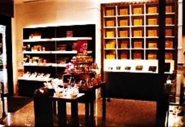 GODIVA　コクーン新都心店