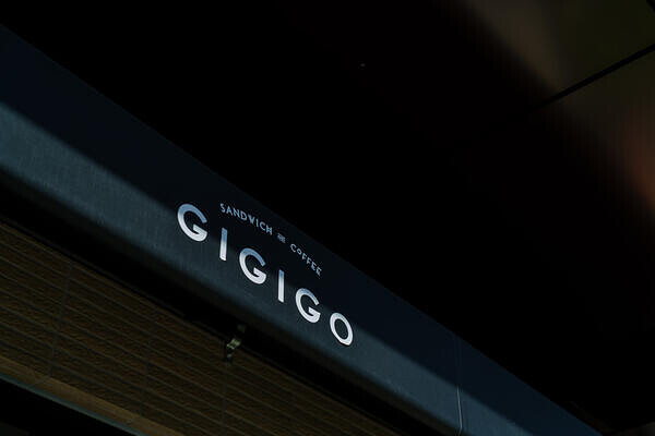 GIGIGO 