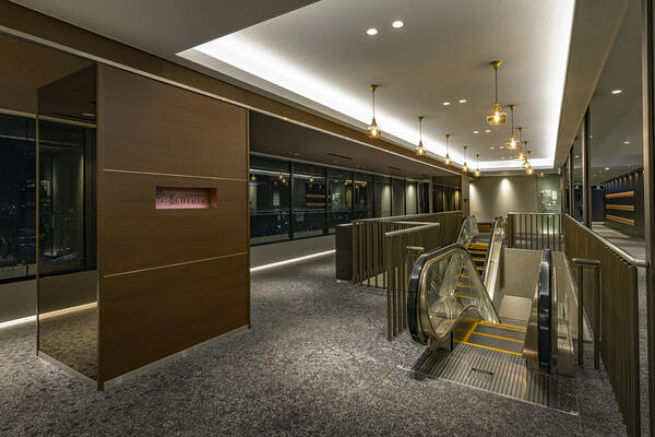 阪急32番街 空庭Dining