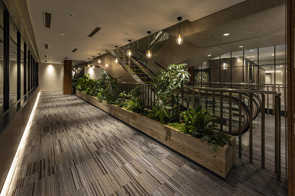 阪急32番街 空庭Dining