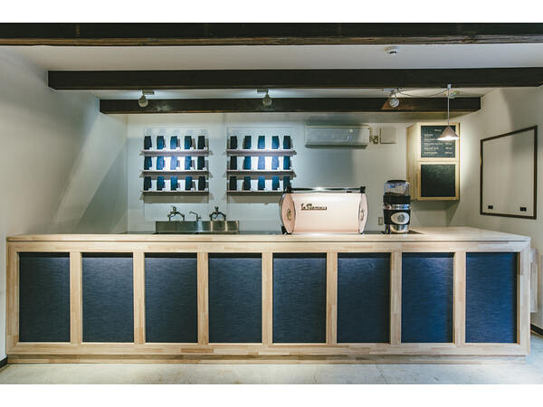 SALON DE DENIM