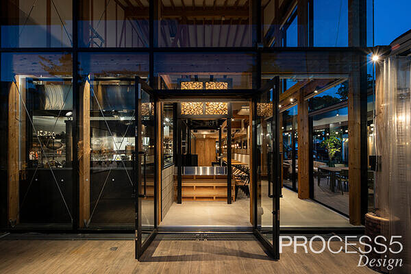 MAKIBI PLACE