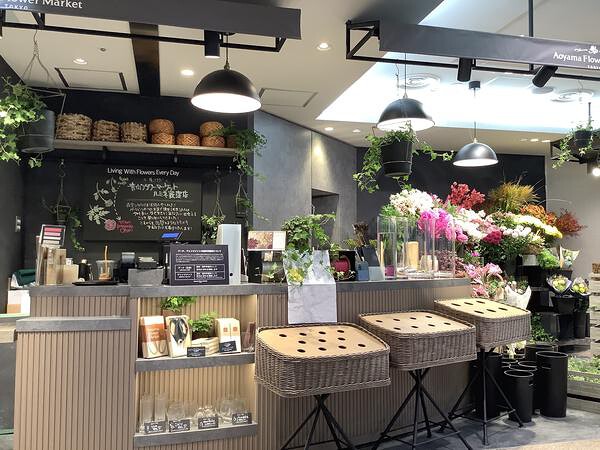 青山フラワーマーケットルミネ荻窪店