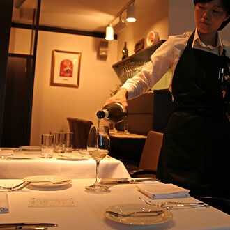 Restaurant Perouges（レストランペルージュ）