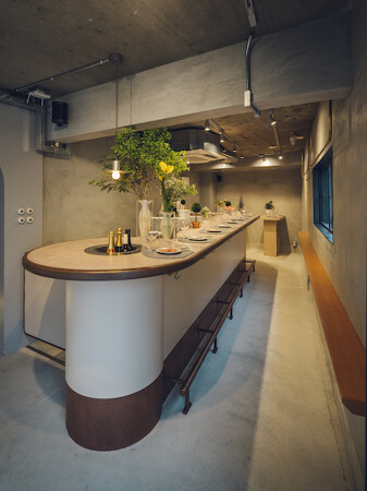 BON BON WINE STAND
