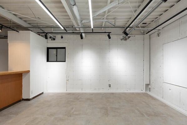 UMA SPACE and GALLERY